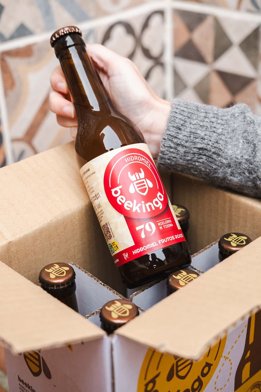 Caja hidromiel Beekinga frutos rojos